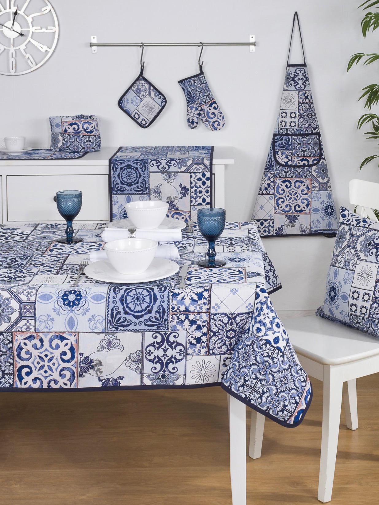 Tafelkleed serie - luxe gobelin - Mural - Tegelmotief blauw • Quality Home Shopping